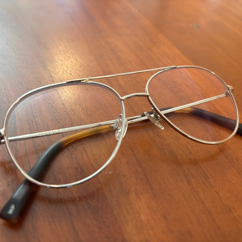 Metal Aviator Glasses in Silver - Women's Fashion Frames